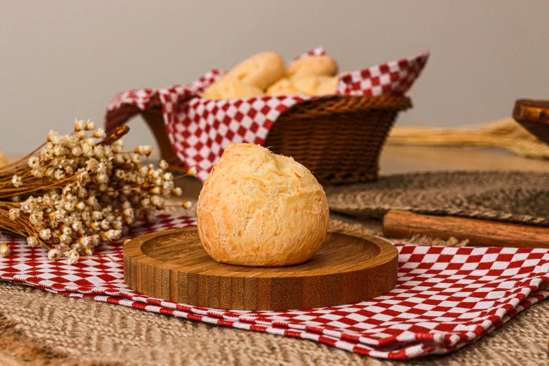 Imagem ilustrativa de Pão de queijo congelado para lanchonete